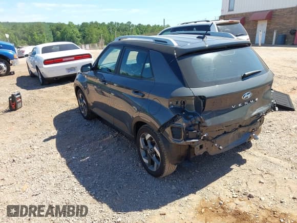 ✅ 2023 Hyundai Venue SEL • VIN: KMHRC8A37PU256494 • Lot: 39727783. Listed on IAAI with 20,170 mi. Free auction sales archive from the USA and detailed vehicle history report at DreamBid. Image 3.