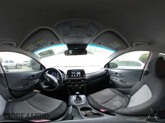 ✅ 2021 Hyundai Kona SE • VIN: KM8K12AA7MU687321 • Lot: 43361634. Wystawiony na IAAI z przebiegiem 146 311 mil. Bezpłatny archiwum sprzedaży aukcyjnych z USA i szczegółowy raport historii pojazdu na DreamBid. Zdjęcie 21.