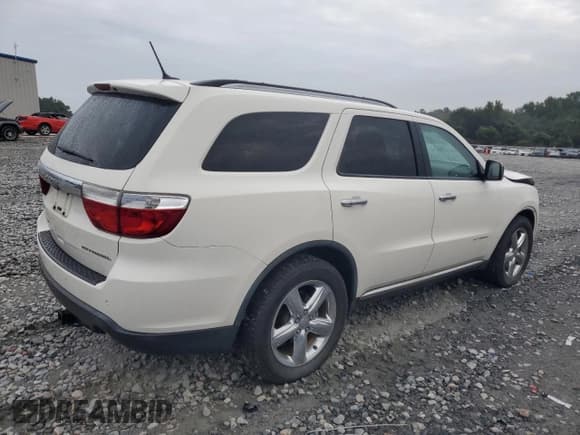 ✅ 2011 Dodge Durango Citadel • VIN: 1D4RD5GG0BC638295 • Lot: 81208235. Wystawiony na Copart z przebiegiem 196 364 mil. Bezpłatny archiwum sprzedaży aukcyjnych z USA i szczegółowy raport historii pojazdu na DreamBid. Zdjęcie 3.