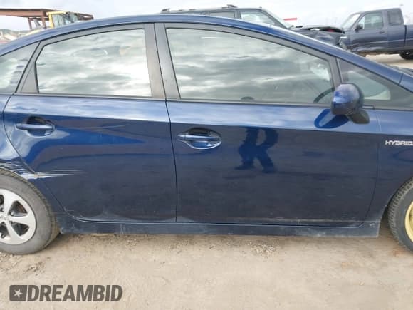 ✅ 2015 Toyota Prius Two • VIN: JTDKN3DUXF0478590 • Lot: 41896030. Wystawiony na IAAI z przebiegiem 157 033 mil. Bezpłatny archiwum sprzedaży aukcyjnych z USA i szczegółowy raport historii pojazdu na DreamBid. Zdjęcie 14.