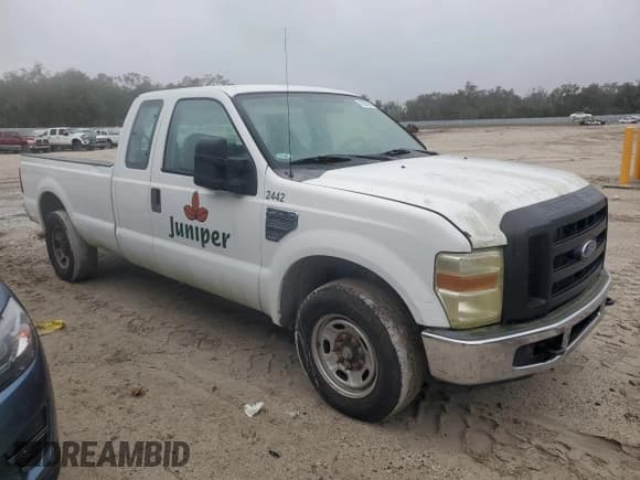 ✅ 2008 Ford F-250 XL • VIN: 1FTSX20558EB19852 • Лот: 42393595. Опубликован ранее на Copart с пробегом 213 258 миль. Бесплатный доступ к архиву аукционных продаж из США и подробный отчёт об истории автомобиля на DreamBid. Изображение 4.