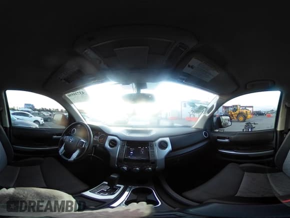 ✅ 2015 Toyota Tundra SR • VIN: 5TFRM5F17FX089980 • Lot: 43739590. Listed on IAAI with 153,037 mi. Free auction sales archive from the USA and detailed vehicle history report at DreamBid. Image 18.