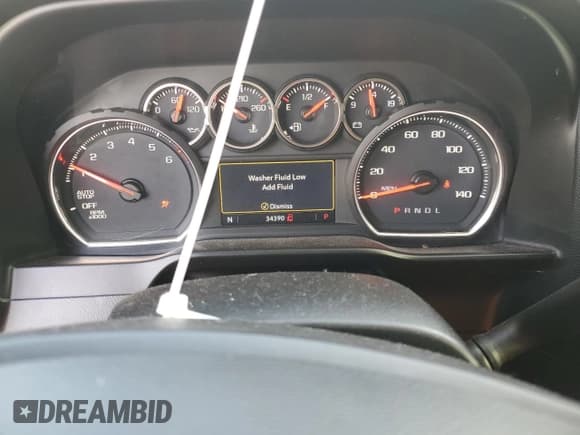 ✅ 2019 Chevrolet Silverado 1500 LT • VIN: 1GCUWCED4KZ196679 • Lot: 76488604. Wystawiony na Copart z przebiegiem 34 390 mil. Bezpłatny archiwum sprzedaży aukcyjnych z USA i szczegółowy raport historii pojazdu na DreamBid. Zdjęcie 9.