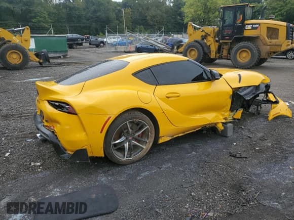 ✅ 2021 Toyota Supra 3.0 • VIN: WZ1DB0C08MW040533 • Lot: 70953135. Wystawiony na Copart z przebiegiem 42 970 mil. Bezpłatny archiwum sprzedaży aukcyjnych z USA i szczegółowy raport historii pojazdu na DreamBid. Zdjęcie 3.