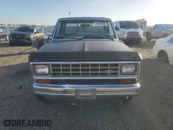 ✅ 1984 Ford Ranger XLT • VIN: 1FTCR10A4EUD01209 • Lot: 91868765. Wystawiony na Copart z przebiegiem 64 446 mil. Bezpłatny archiwum sprzedaży aukcyjnych z USA i szczegółowy raport historii pojazdu na DreamBid. Zdjęcie 5.