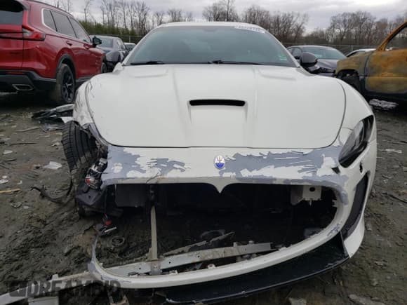 ✅ 2015 Maserati GranTurismo MC • VIN: ZAM45VLA8F0138345 • Lot: 48228745. Wystawiony na Copart z przebiegiem 44 853 mil. Bezpłatny archiwum sprzedaży aukcyjnych z USA i szczegółowy raport historii pojazdu na DreamBid. Zdjęcie 5.