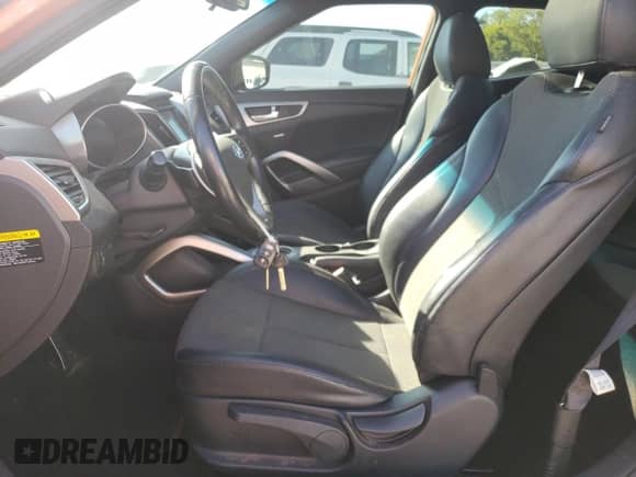 2016 Hyundai Veloster с VIN KMHTC6AD4GU299905, выставлен на аукционе Copart как лот 70453733 с пробегом 72 665 миль миль и . История ставок и продаж доступна на DreamBid. Изображение 7.