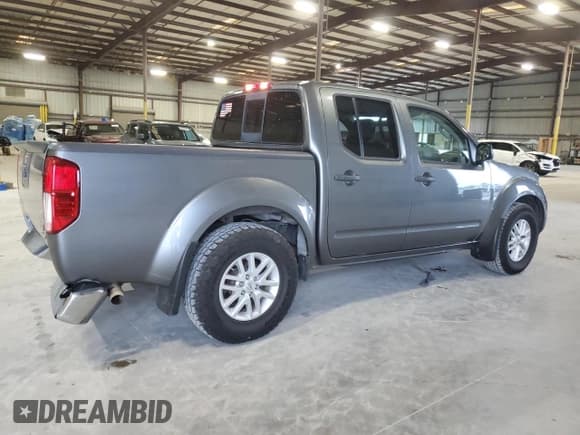 ✅ 2018 Nissan Frontier SV • VIN: 1N6DD0ER2JN747825 • Лот: 70150585. Опубликован ранее на Copart с пробегом 105 185 миль. Бесплатный доступ к архиву аукционных продаж из США и подробный отчёт об истории автомобиля на DreamBid. Изображение 3.
