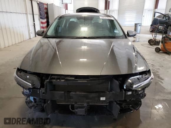 ✅ 2025 Hyundai Elantra SEL Convenience • VIN: KMHLS4DG1SU913086 • Lot: 92059495. Listed on Copart with 30,610 mi. Free auction sales archive from the USA and detailed vehicle history report at DreamBid. Image 5.