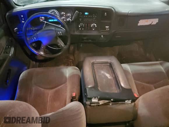 2003 Chevrolet Silverado 1500 LS with VIN 2GCEK19T131180925, listed as a Copart auction lot 81483165 with 268,725 mi miles and Salvage title. Bid and sale history available at DreamBid. Image 8.