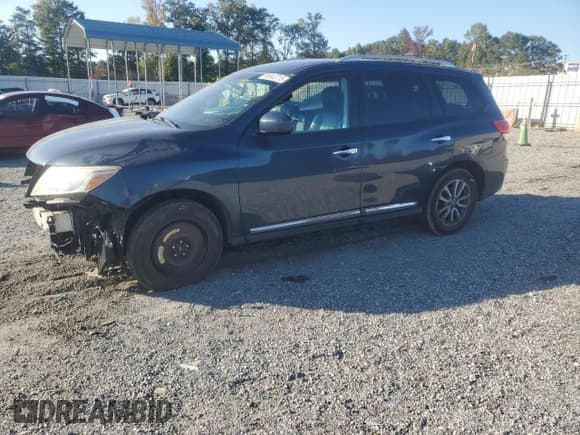 ✅ 2014 Nissan Pathfinder SL • VIN: 5N1AR2MM1EC631330 • Lot: 85903715. Listed on Copart with 112,447 mi. Free auction sales archive from the USA and detailed vehicle history report at DreamBid. Image 1.
