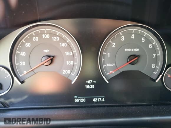 ✅ 2016 BMW M3 • VIN: WBS8M9C54G5D31319 • Lot: 71187973. Listed on Copart with 66,120 mi. Free auction sales archive from the USA and detailed vehicle history report at DreamBid. Image 9.