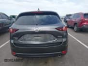 ✅ 2021 Mazda CX-5 Touring • VIN: JM3KFBCM7M0496218 • Lot: 43322405. Wystawiony na IAAI z przebiegiem 61 558 mil. Bezpłatny archiwum sprzedaży aukcyjnych z USA i szczegółowy raport historii pojazdu na DreamBid. Zdjęcie 16.