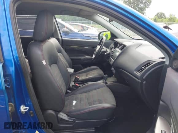 2018 Mitsubishi Outlander SE с VIN JA4AR3AW6JU000961, выставлен на аукционе IAAI как лот 42720633 с пробегом 124 554 миль миль и . История ставок и продаж доступна на DreamBid. Изображение 5.