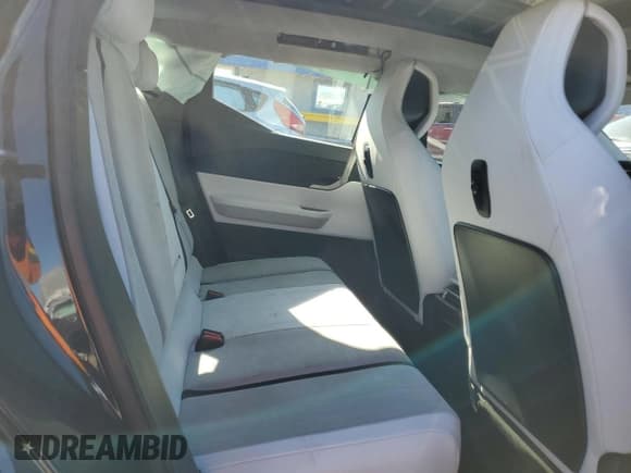 ✅ 2023 Fisker Ocean One • VIN: VCF1ZBU27PG005912 • Лот: 42218115. Опубликован ранее на Copart с пробегом Не указан. Бесплатный доступ к архиву аукционных продаж из США и подробный отчёт об истории автомобиля на DreamBid. Изображение 11.