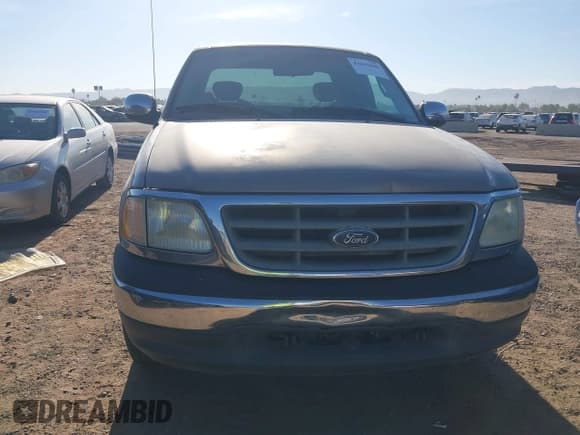 ✅ 2002 Ford F-150 XL • VIN: 1FTRX17262NA11462 • Лот: 43663990. Опубликован ранее на IAAI с пробегом 151 492 миль. Бесплатный доступ к архиву аукционных продаж из США и подробный отчёт об истории автомобиля на DreamBid. Изображение 6.