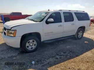 2007 Chevrolet Suburban LS с VIN 1GNFC16J97R179871, выставлен на аукционе Copart как лот 71671225 с пробегом 214 651 миль миль и Списание • Salvage title. История ставок и продаж доступна на DreamBid. Изображение 1.