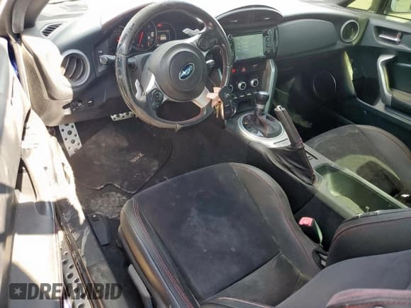 ✅ 2017 Subaru BRZ Limited • VIN: JF1ZCAC15H8605384 • Lot: 69028825. Listed on Copart with 97,479 mi. Free auction sales archive from the USA and detailed vehicle history report at DreamBid. Image 8.