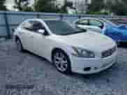 2013 Nissan Maxima SV с VIN 1N4AA5AP8DC811825, выставлен на аукционе Copart как лот 85740615 с пробегом 192 413 миль миль и Списание • Salvage title. История ставок и продаж доступна на DreamBid. Изображение 4.