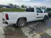 2004 Chevrolet Silverado 1500 z VIN 1GCEC14T34Z323368, wystawiony jako Copart lot #53510545 z przebiegiem 255 750 mil mil oraz Szkoda całkowita • Salvage title. Historia ofert i sprzedaży dostępna na DreamBid. Obrazek 3.