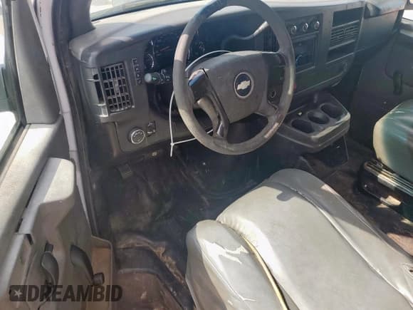 ✅ 2009 Chevrolet Express Cargo • VIN: 1GCGG29C791131307 • Lot: 58492855. Listed on Copart with 276,670 mi. Free auction sales archive from the USA and detailed vehicle history report at DreamBid. Image 8.