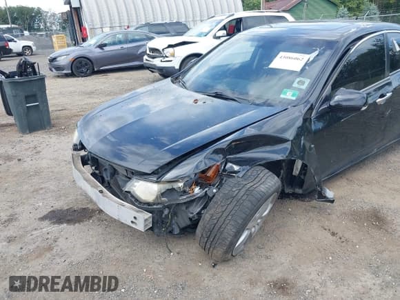 ✅ 2014 Acura TSX Technology • VIN: JH4CU2F60EC001064 • Lot: 43086062. Wystawiony na IAAI z przebiegiem 127 747 mil. Bezpłatny archiwum sprzedaży aukcyjnych z USA i szczegółowy raport historii pojazdu na DreamBid. Zdjęcie 6.