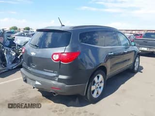 ✅ 2010 Chevrolet Traverse LTZ • VIN: 1GNLVHED7AS115071 • Lot: 43409909. Wystawiony na IAAI z przebiegiem Nie podano. Bezpłatny archiwum sprzedaży aukcyjnych z USA i szczegółowy raport historii pojazdu na DreamBid. Zdjęcie 6.