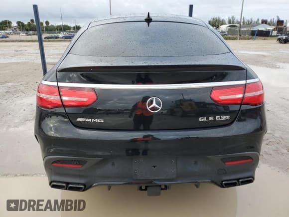 ✅ 2017 Mercedes-Benz GLE 63 S AMG • VIN: 4JGED7FB3HA074509 • Lot: 76588773. Wystawiony na Copart z przebiegiem 57 605 mil. Bezpłatny archiwum sprzedaży aukcyjnych z USA i szczegółowy raport historii pojazdu na DreamBid. Zdjęcie 6.