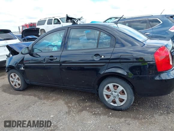 ✅ 2007 Hyundai Accent GLS • VIN: KMHCN46C07U098260 • Лот: 42630613. Опубликован ранее на IAAI с пробегом 112 763 миль. Бесплатный доступ к архиву аукционных продаж из США и подробный отчёт об истории автомобиля на DreamBid. Изображение 15.