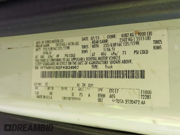 ✅ 2015 Ford Transit Cargo • VIN: 1FTNR1CM2FKB24963 • Lot: 41455934. Wystawiony na IAAI z przebiegiem 220 106 mil. Bezpłatny archiwum sprzedaży aukcyjnych z USA i szczegółowy raport historii pojazdu na DreamBid. Zdjęcie 9.