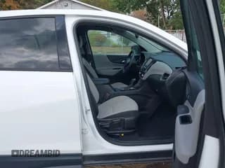 ✅ 2018 Chevrolet Equinox LS • VIN: 2GNAXREV7J6320182 • Лот: 43262040. Опубликован ранее на IAAI с пробегом 132 619 миль. Бесплатный доступ к архиву аукционных продаж из США и подробный отчёт об истории автомобиля на DreamBid. Изображение 5.