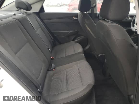 2019 Hyundai Accent SE z VIN 3KPC24A3XKE061485, wystawiony jako Copart lot #49278244 z przebiegiem 102 482 mil mil oraz . Historia ofert i sprzedaży dostępna na DreamBid. Obrazek 10.