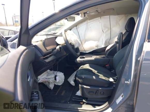 ✅ 2025 Nissan ARIYA Engage • VIN: JN8AF0BE7SM461188 • Lot: 42919897. Wystawiony na IAAI z przebiegiem 4 575 mil. Bezpłatny archiwum sprzedaży aukcyjnych z USA i szczegółowy raport historii pojazdu na DreamBid. Zdjęcie 5.