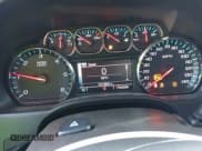 ✅ 2015 Chevrolet Silverado 1500 LT • VIN: 3GCPCREC8FG147765 • Lot: 43335404. Wystawiony na IAAI z przebiegiem 101 862 mil. Bezpłatny archiwum sprzedaży aukcyjnych z USA i szczegółowy raport historii pojazdu na DreamBid. Zdjęcie 7.