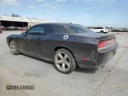 ✅ 2013 Dodge Challenger R/T • VIN: 2C3CDYBT2DH652132 • Lot: 45764365. Wystawiony na Copart z przebiegiem 121 390 mil. Bezpłatny archiwum sprzedaży aukcyjnych z USA i szczegółowy raport historii pojazdu na DreamBid. Zdjęcie 2.