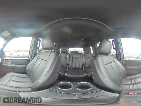 ✅ 2016 Ford Expedition Limited • VIN: 1FMJU2AT7GEF16779 • Lot: 57617775. Wystawiony na Copart z przebiegiem 113 238 mil. Bezpłatny archiwum sprzedaży aukcyjnych z USA i szczegółowy raport historii pojazdu na DreamBid. Zdjęcie 15.