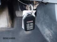 ✅ 2017 Honda Pilot EX-L • VIN: 5FNYF5H62HB021601 • Lot: 43617036. Wystawiony na IAAI z przebiegiem 180 409 mil. Bezpłatny archiwum sprzedaży aukcyjnych z USA i szczegółowy raport historii pojazdu na DreamBid. Zdjęcie 11.