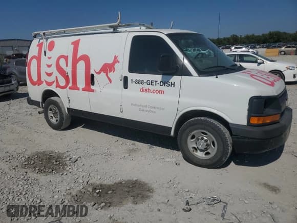 ✅ 2015 Chevrolet Express Cargo • VIN: 1GCWGFCF0F1212991 • Lot: 81043385. Listed on Copart with 286,399 mi. Free auction sales archive from the USA and detailed vehicle history report at DreamBid. Image 4.