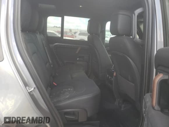 ✅ 2023 Land Rover Defender X • VIN: SALEXEEU6P2136280 • Lot: 77014604. Listed on Copart with 27,736 mi. Free auction sales archive from the USA and detailed vehicle history report at DreamBid. Image 11.