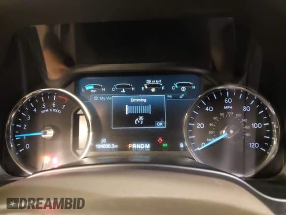 ✅ 2018 Ford Expedition Max Limited • VIN: 1FMJK2AT4JEA00182 • Lot: 43033545. Wystawiony na IAAI z przebiegiem 104 630 mil. Bezpłatny archiwum sprzedaży aukcyjnych z USA i szczegółowy raport historii pojazdu na DreamBid. Zdjęcie 7.