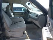 ✅ 2007 Chevrolet Suburban LTZ • VIN: 1GNFC16067R362023 • Lot: 43295147. Listed on IAAI with 147,539 mi. Free auction sales archive from the USA and detailed vehicle history report at DreamBid. Image 5.