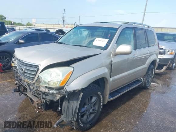 ✅ 2009 Lexus GX 470 • VIN: JTJBT20XX90176976 • Lot: 43004234. Wystawiony na IAAI z przebiegiem 114 859 mil. Bezpłatny archiwum sprzedaży aukcyjnych z USA i szczegółowy raport historii pojazdu na DreamBid. Zdjęcie 17.