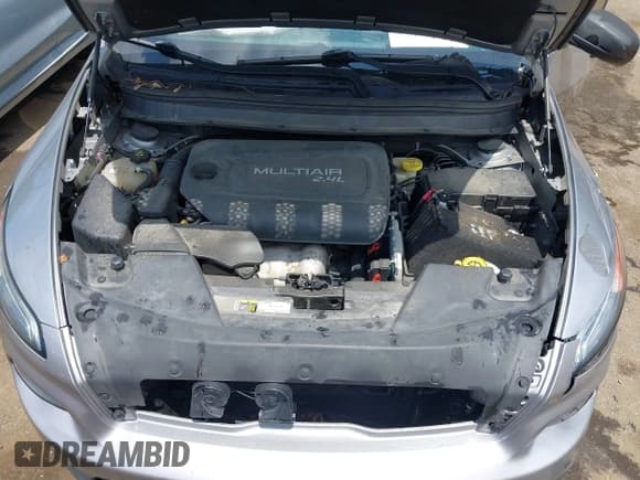 ✅ 2015 Jeep Cherokee Sport • VIN: 1C4PJLAB9FW669709 • Lot: 42947960. Wystawiony na IAAI z przebiegiem 139 538 mil. Bezpłatny archiwum sprzedaży aukcyjnych z USA i szczegółowy raport historii pojazdu na DreamBid. Zdjęcie 10.