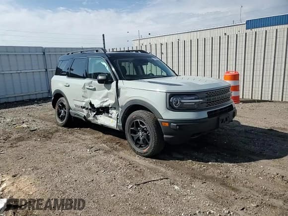✅ 2021 Ford Bronco Sport First Edition • VIN: 3FMCR9F96MRA50318 • Лот: 81466835. Опубликован ранее на Copart с пробегом 42 757 миль. Бесплатный доступ к архиву аукционных продаж из США и подробный отчёт об истории автомобиля на DreamBid. Изображение 14.