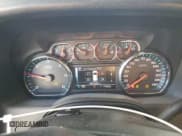 ✅ 2018 Chevrolet Suburban LT • VIN: 1GNSKHKC7JR211323 • Lot: 91936545. Wystawiony na Copart z przebiegiem 365 368 mil. Bezpłatny archiwum sprzedaży aukcyjnych z USA i szczegółowy raport historii pojazdu na DreamBid. Zdjęcie 9.