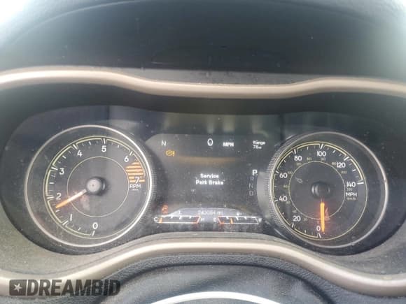 ✅ 2018 Jeep Cherokee Limited • VIN: 1C4PJMDB0JD570346 • Lot: 89562695. Listed on Copart with 243,084 mi. Free auction sales archive from the USA and detailed vehicle history report at DreamBid. Image 9.