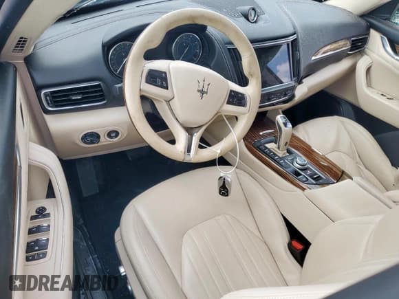 ✅ 2022 Maserati Levante GT • VIN: ZN661XUA0NX382322 • Lot: 65084835. Listed on Copart with Not provided. Free auction sales archive from the USA and detailed vehicle history report at DreamBid. Image 8.