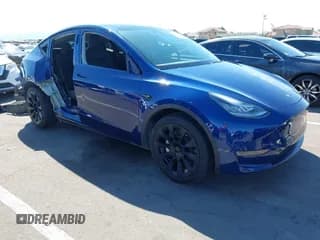 ✅ 2020 Tesla Model Y Long Range • VIN: 5YJYGDEE9LF014527 • Lot: 43319884. Listed on IAAI with 68,080 mi. Free auction sales archive from the USA and detailed vehicle history report at DreamBid. Image 1.