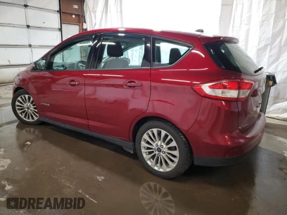 ✅ 2017 Ford C-Max SE • VIN: 1FADP5AU5HL104950 • Лот: 82293525. Опубликован ранее на Copart с пробегом 111 382 миль. Бесплатный доступ к архиву аукционных продаж из США и подробный отчёт об истории автомобиля на DreamBid. Изображение 2.