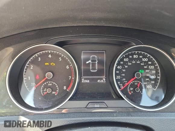 ✅ 2019 Volkswagen Golf S • VIN: 3VWG57AU6KM013018 • Лот: 80242785. Опубликован ранее на Copart с пробегом 85 968 миль. Бесплатный доступ к архиву аукционных продаж из США и подробный отчёт об истории автомобиля на DreamBid. Изображение 9.